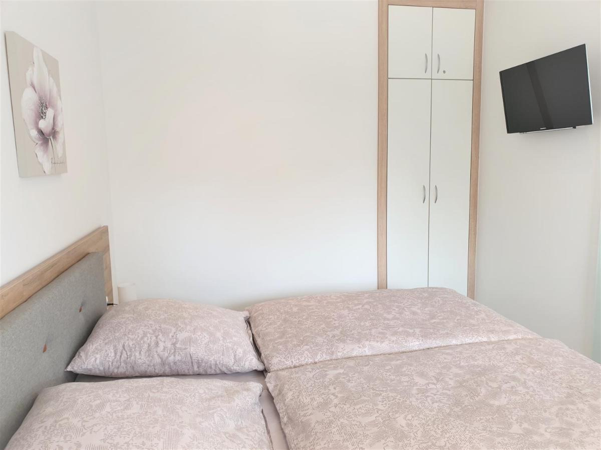 Apartment Jadestrand, Am Alten Deich 4-6, Whg 1 20 Dangast Kültér fotó